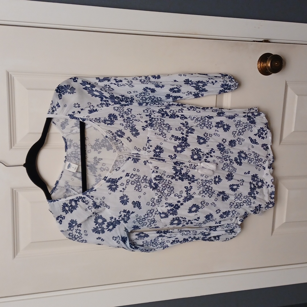 Old navy Floral blouse